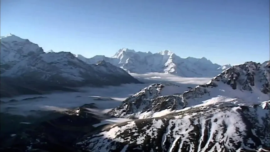 A mountains photo of nepal.